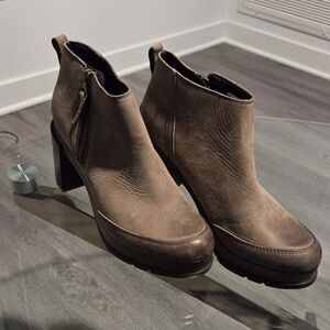 Sorel Taupe Heeled Boots